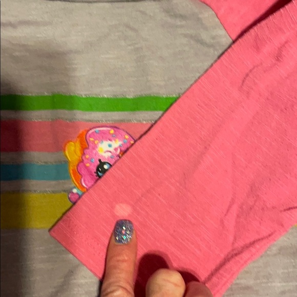 5/$20🛍GUC Girls “Shopkins” 3/4 sleeve tee. - Picture 3 of 5